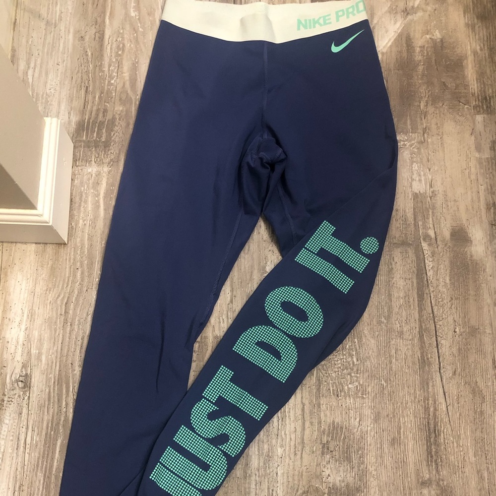 Nike pro leggings